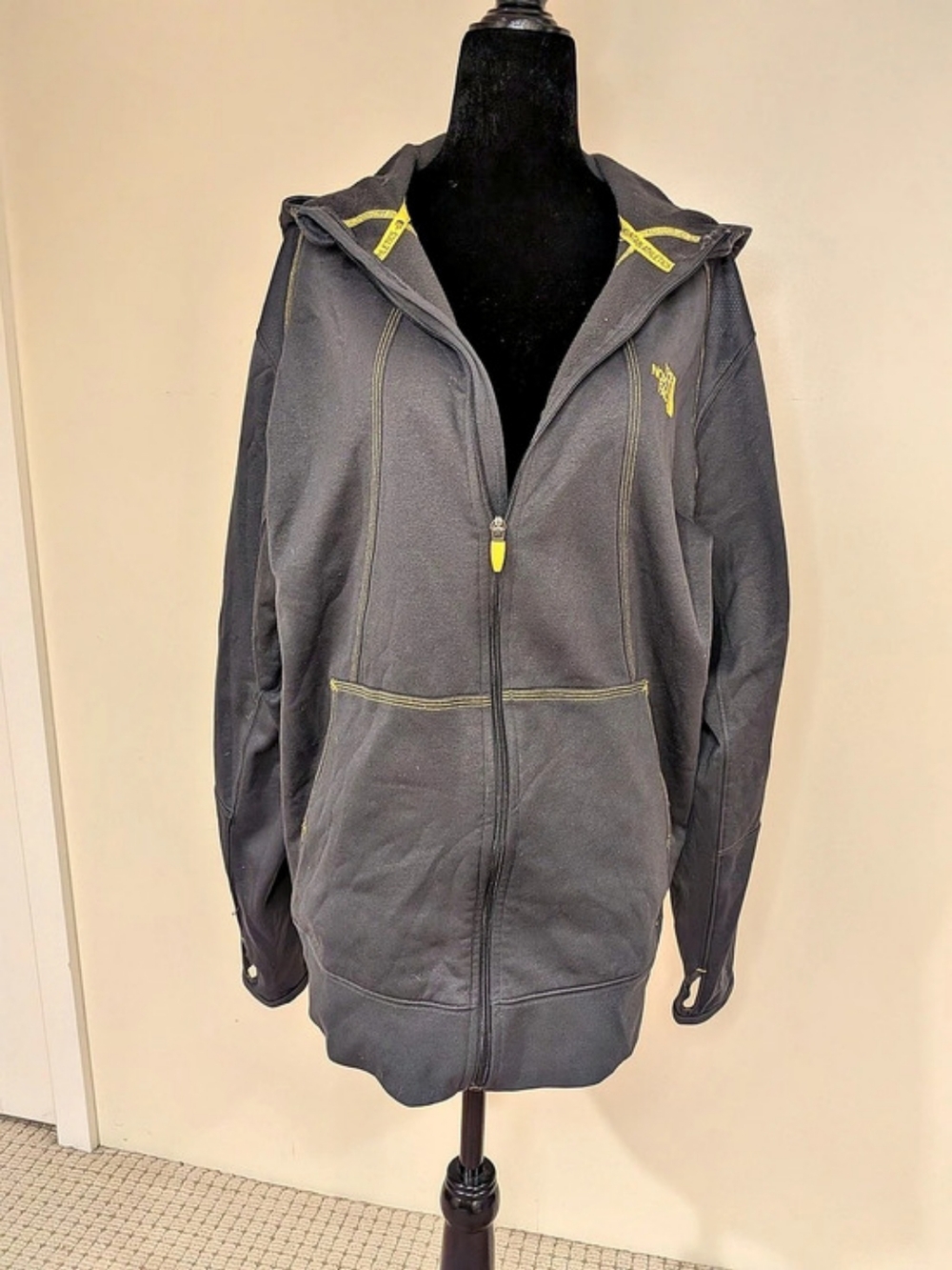 The North Face Mountain Athletics Mens Full Zip Hoodie Grey Large